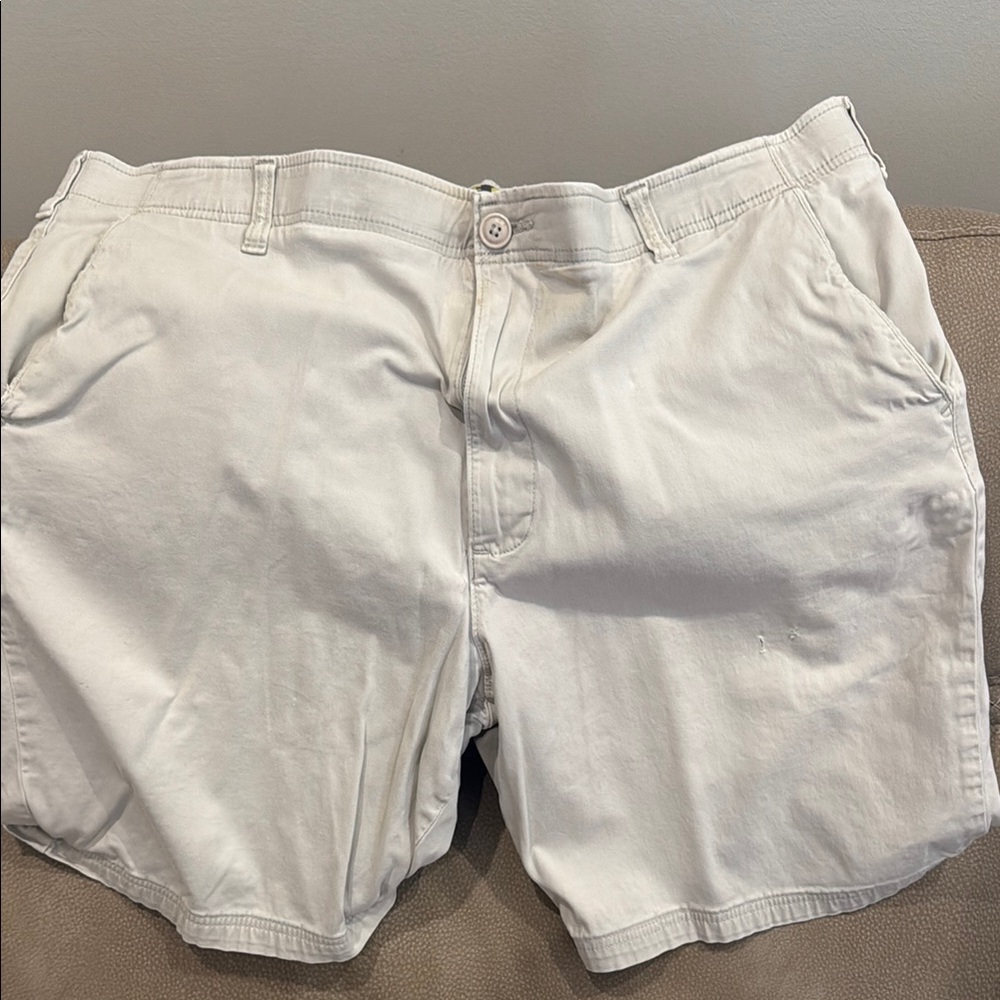 Lee White Flat Front Shorts